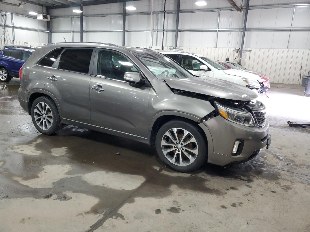2014 KIA Sorento VIN 5XYKWDA78EG477870 Copart auction photo, front end / rear end damage thumbnail 4
