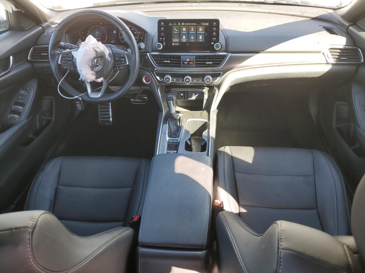 2019 Honda Accord VIN 1HGCV1F30KA121194 Copart auction photo, side / front end damage thumbnail 8