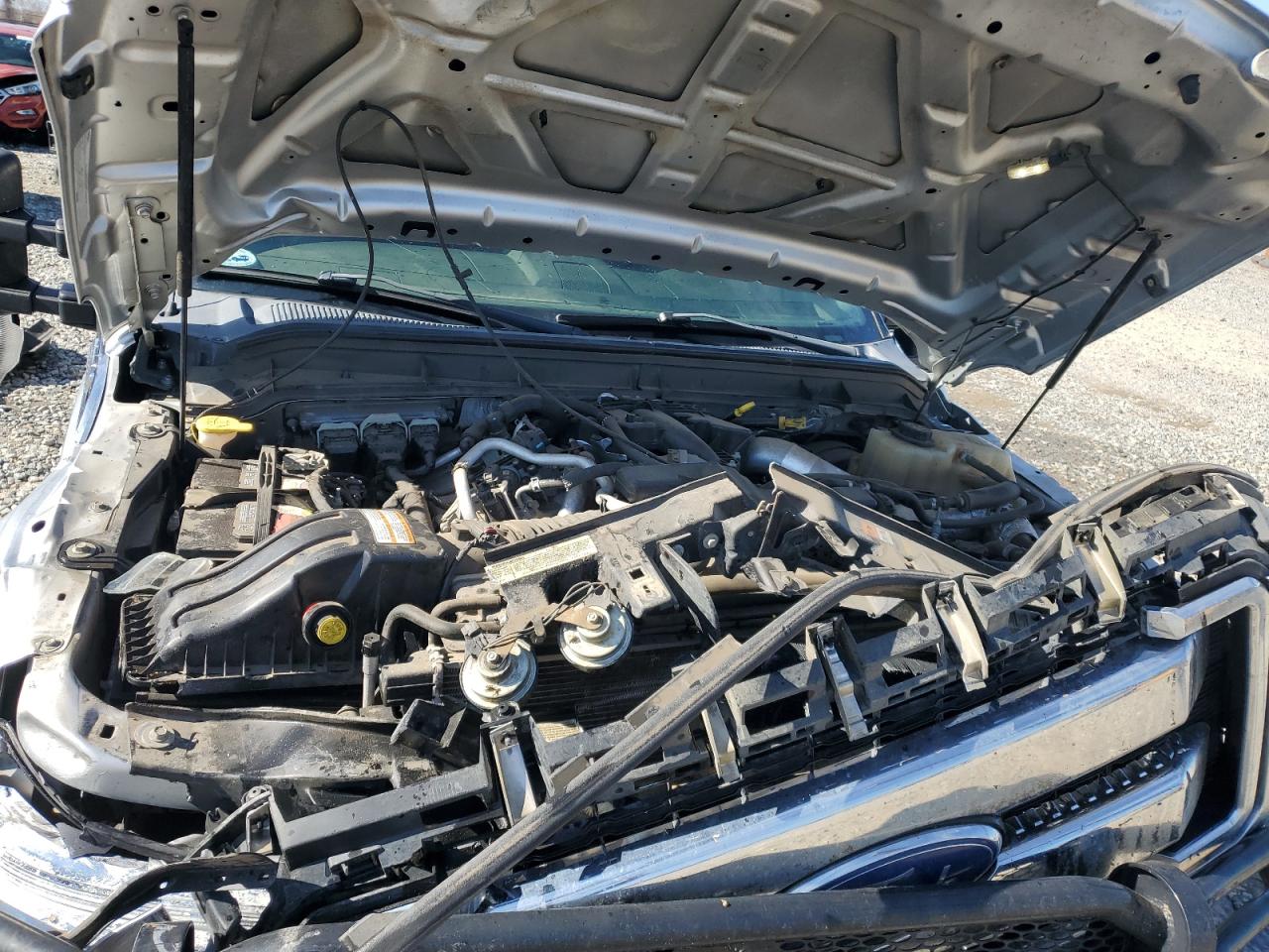 2015 Ford F250 VIN 1FT7W2BT6FED35744 Copart auction photo, front end damage thumbnail 11