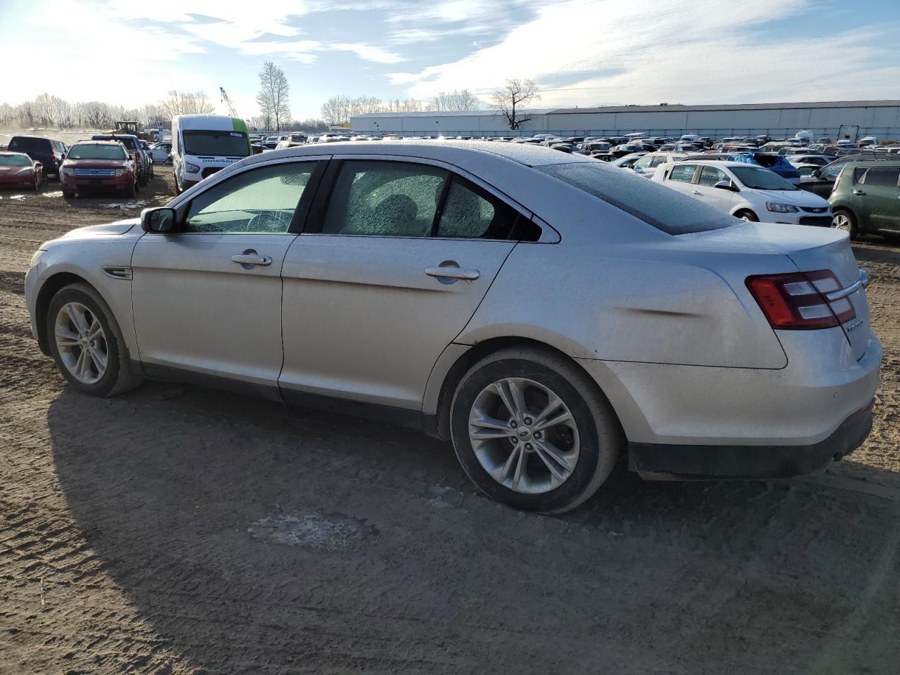2016 Ford Taurus VIN 1FAHP2H87GG107316 Copart auction photo, front end / minor dent/scratches damage thumbnail 2