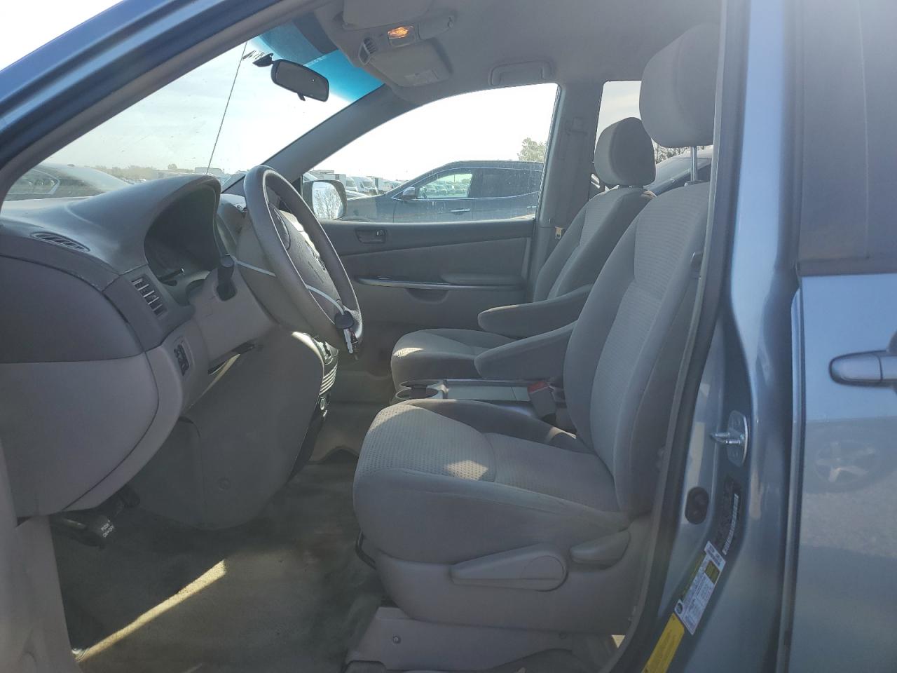 2007 Toyota Sienna VIN 5TDZK23C57S046756 Copart auction photo, minor dent/scratches damage thumbnail 7