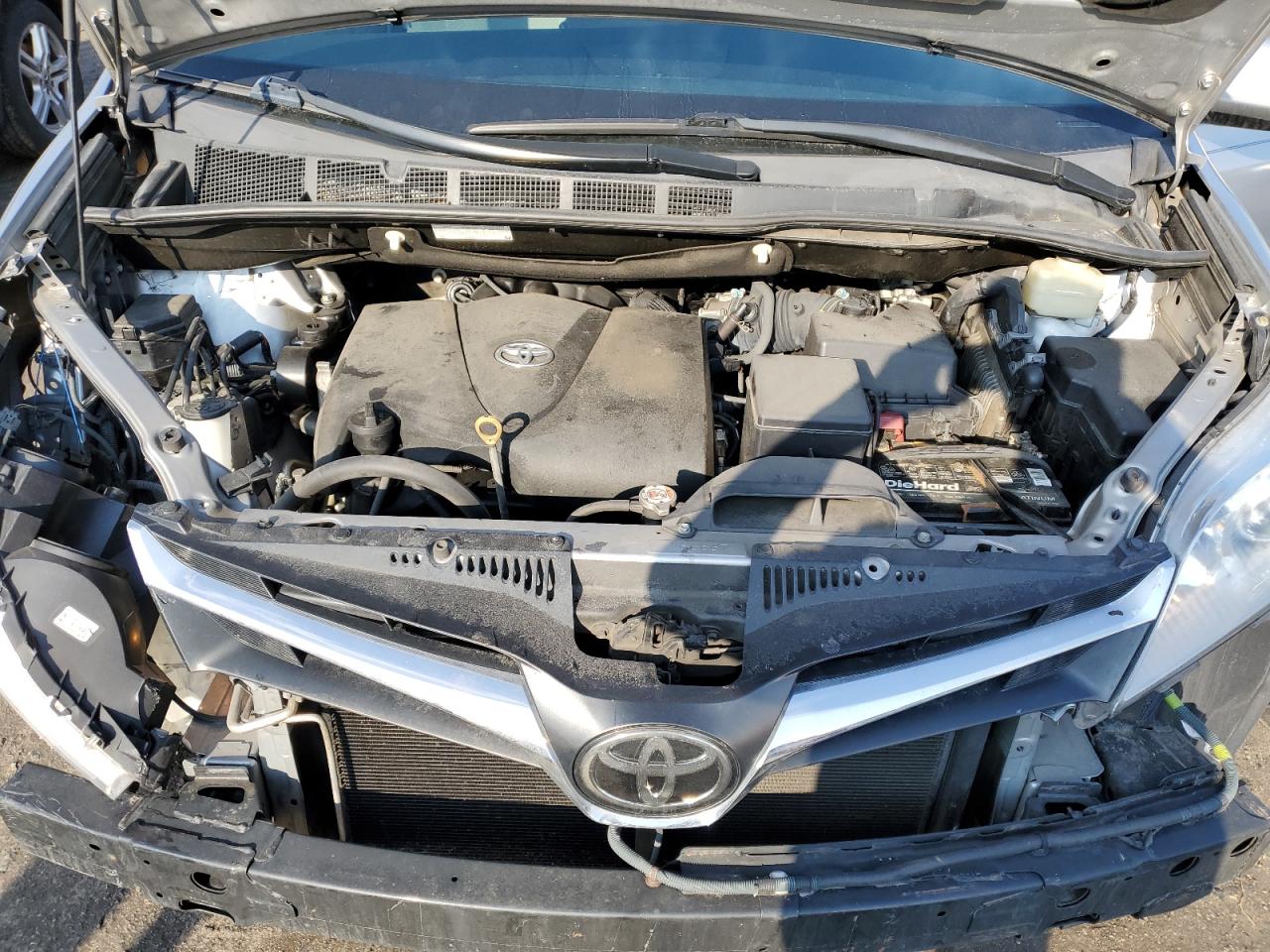 2018 Toyota Sienna VIN 5TDKZ3DCXJS938526 Copart auction photo, all over / undercarriage damage thumbnail 12