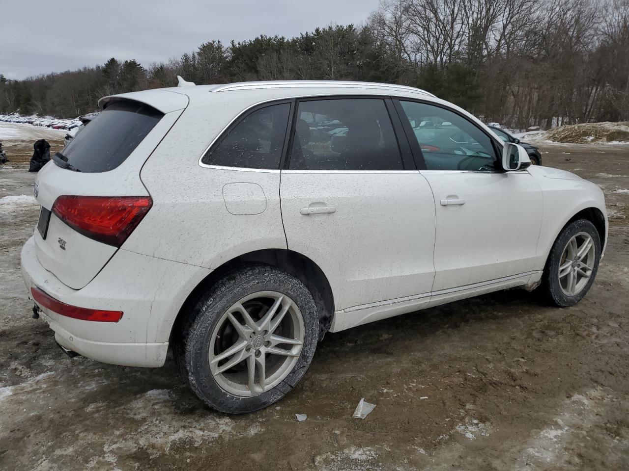2014 Audi Q5 VIN WA1LFAFP0EA002588 Copart auction photo, front end / rear end damage thumbnail 3