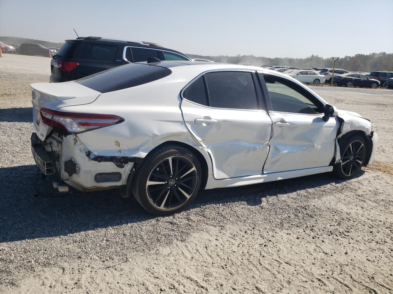 2018 Toyota Camry VIN 4T1BZ1HK0JU020670 Copart auction photo, all over damage thumbnail 3