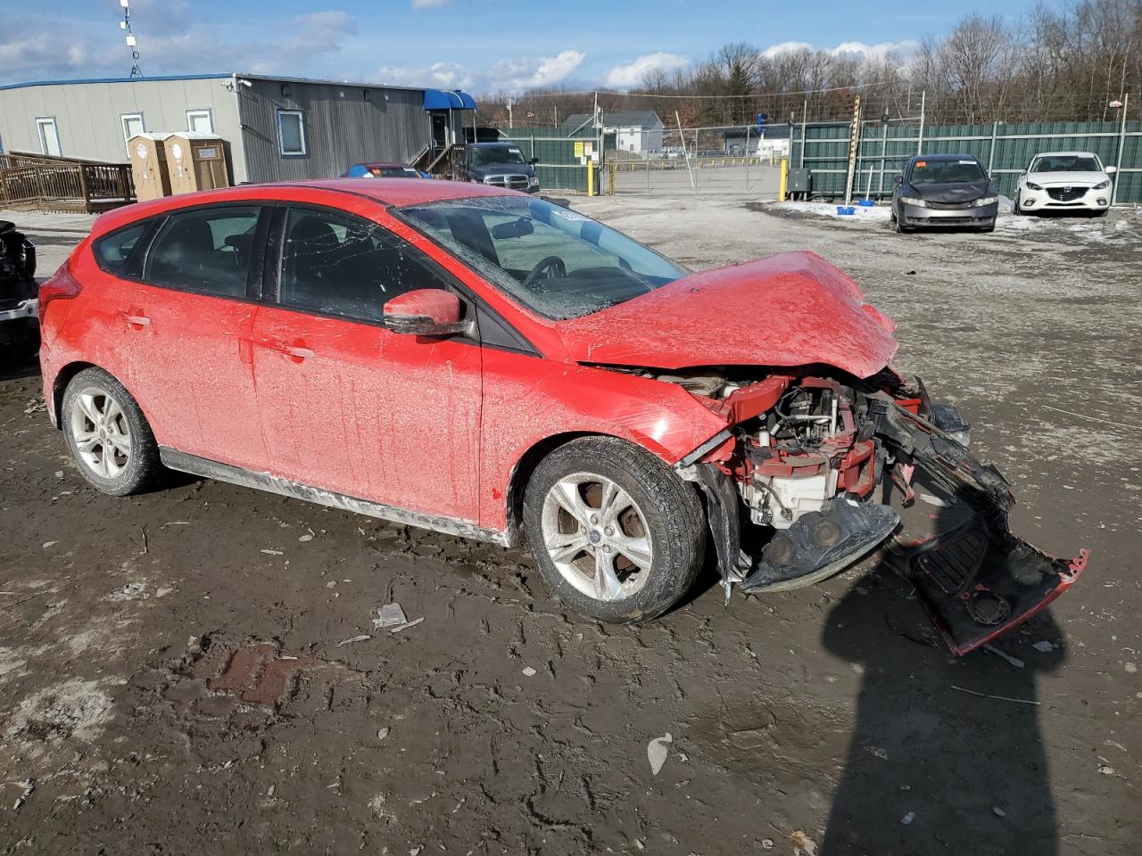 2014 Ford Focus VIN 1FADP3K28EL134490 Copart auction photo, front end / side damage thumbnail 4