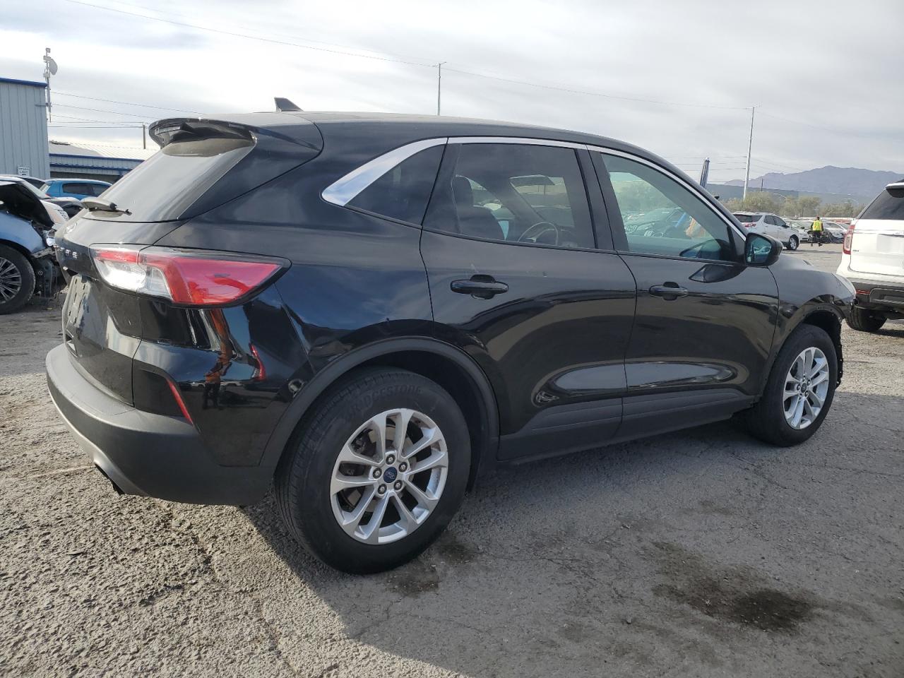 2020 Ford Escape VIN 1FMCU0G60LUC78143 Copart auction photo, undercarriage / front end damage thumbnail 3
