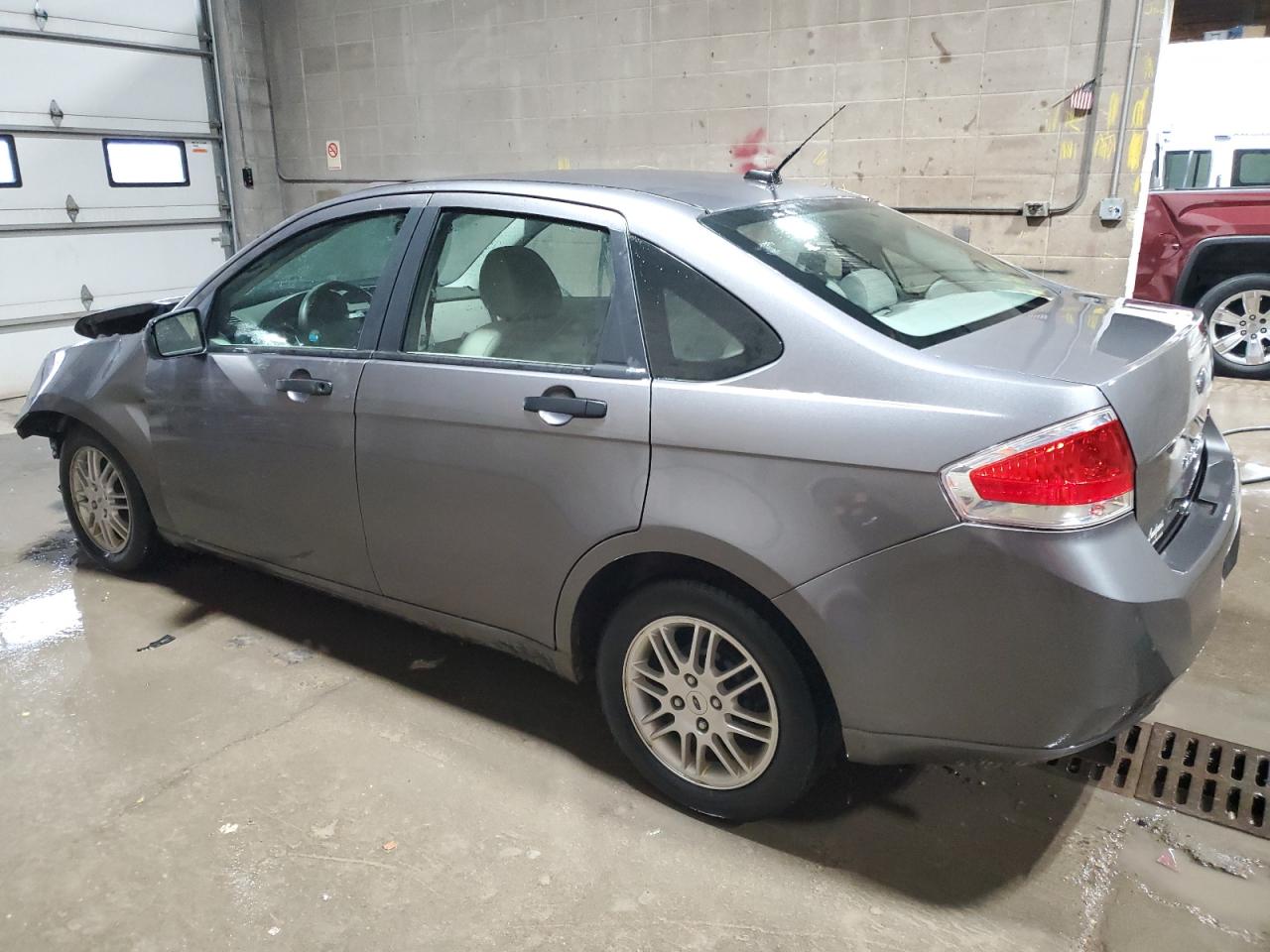 2010 Ford Focus VIN 1FAHP3FN1AW192195 Copart auction photo, front end damage thumbnail 2