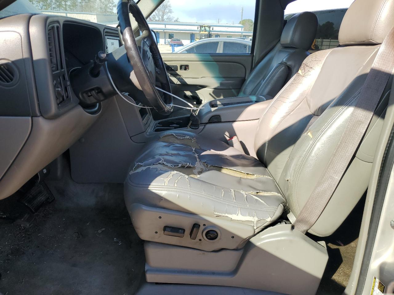 2005 Chevrolet Suburban VIN 3GNEC16Z75G194660 Copart auction photo, side damage thumbnail 7