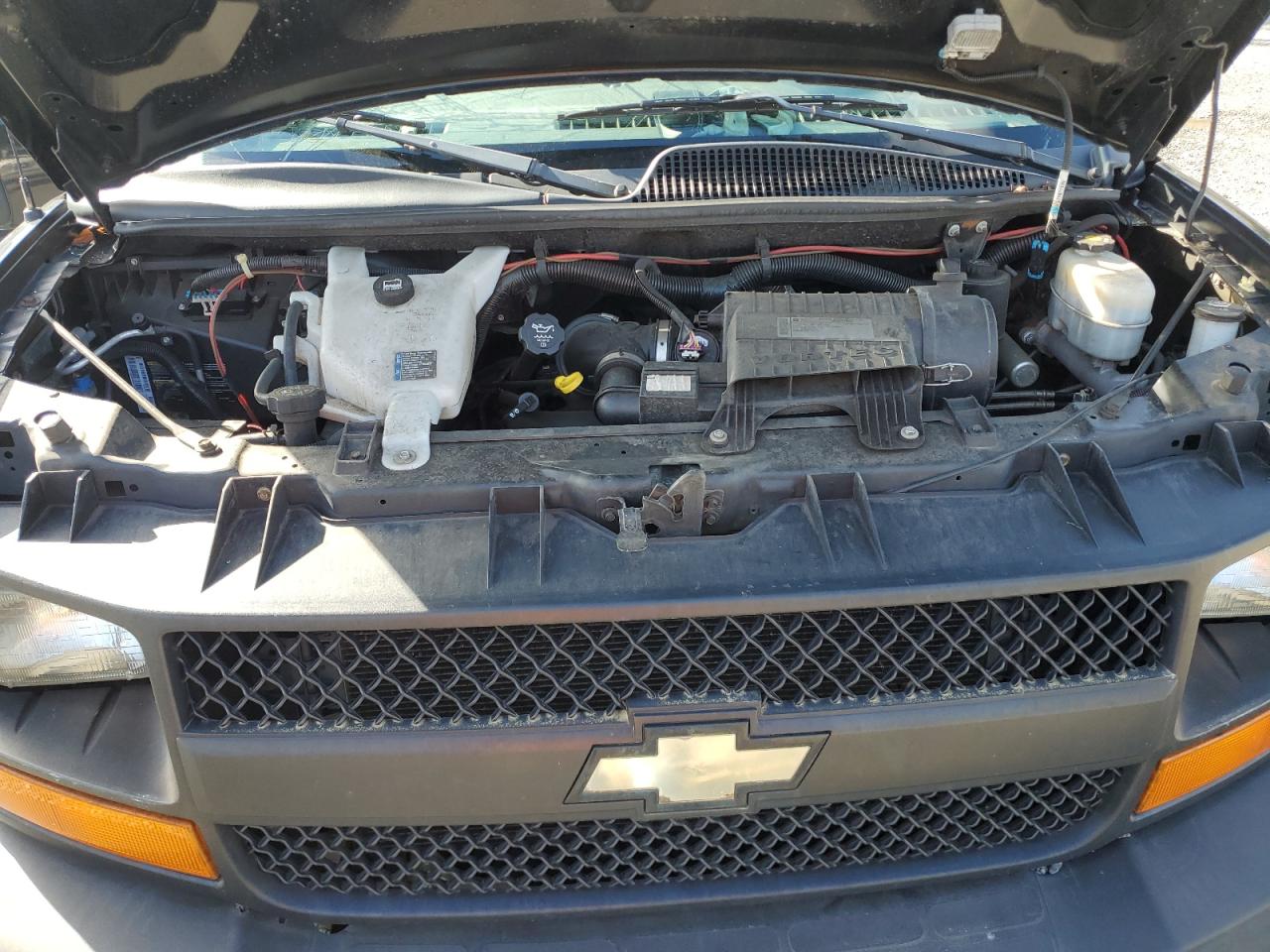 2011 Chevrolet Express VIN 1GCSGAF45B1149781 Copart auction photo, top/roof / side damage thumbnail 12