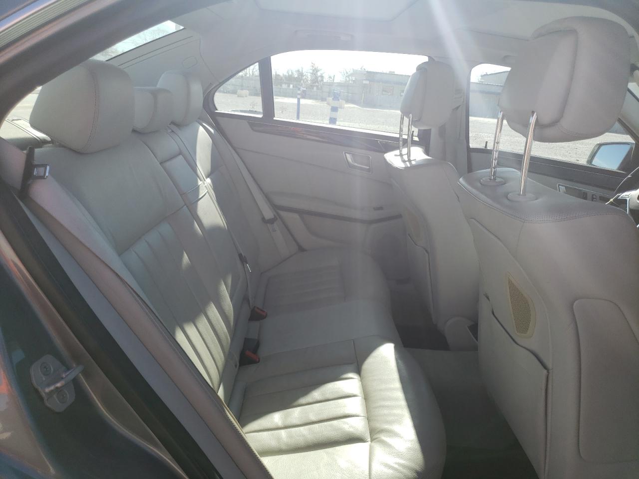 2015 Mercedes-Benz E-klasse VIN WDDHF6FB0FB097670 Copart auction photo, minor dent/scratches damage thumbnail 10