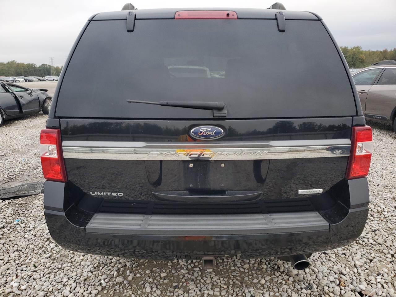 2017 Ford Expedition VIN 1FMJU1KT5HEA00883 Copart auction photo, front end damage thumbnail 6