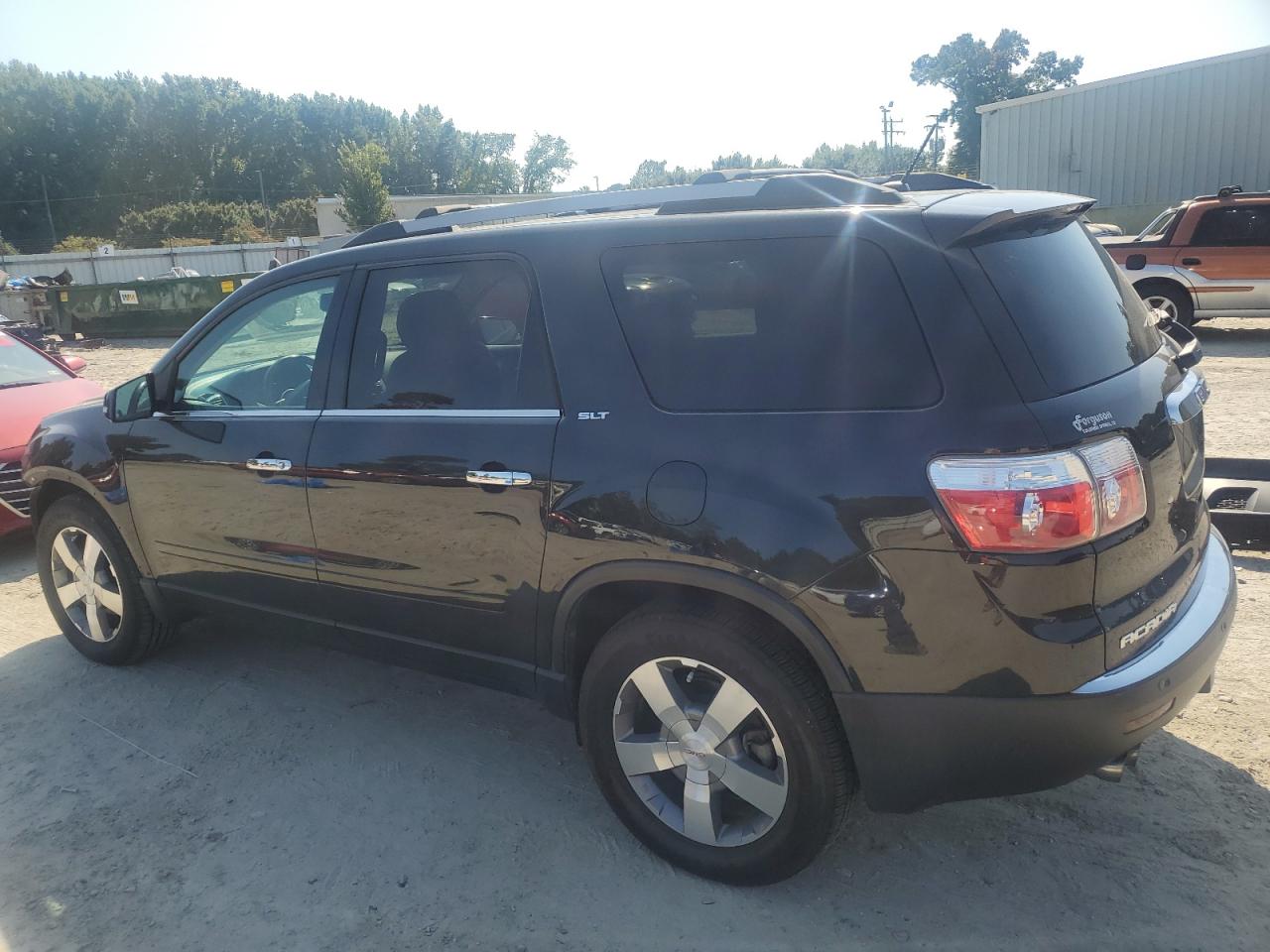 2011 GMC Acadia VIN 1GKKVRED3BJ265751 Copart auction photo, front end / minor dent/scratches damage thumbnail 2