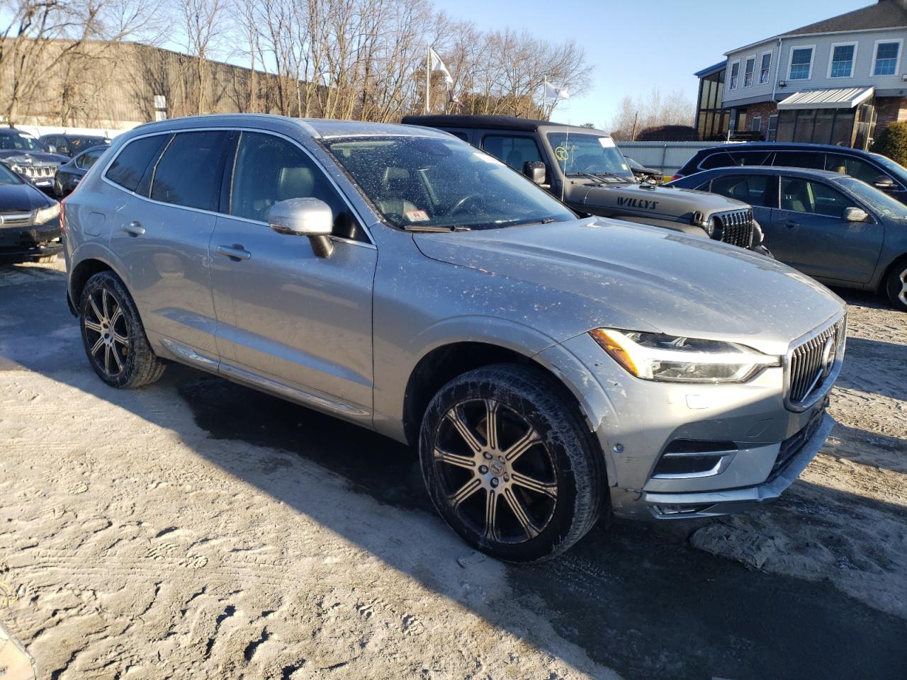 2018 Volvo XC60 VIN YV4A22RL2J1025773 Copart auction photo, front end / rear end damage thumbnail 4