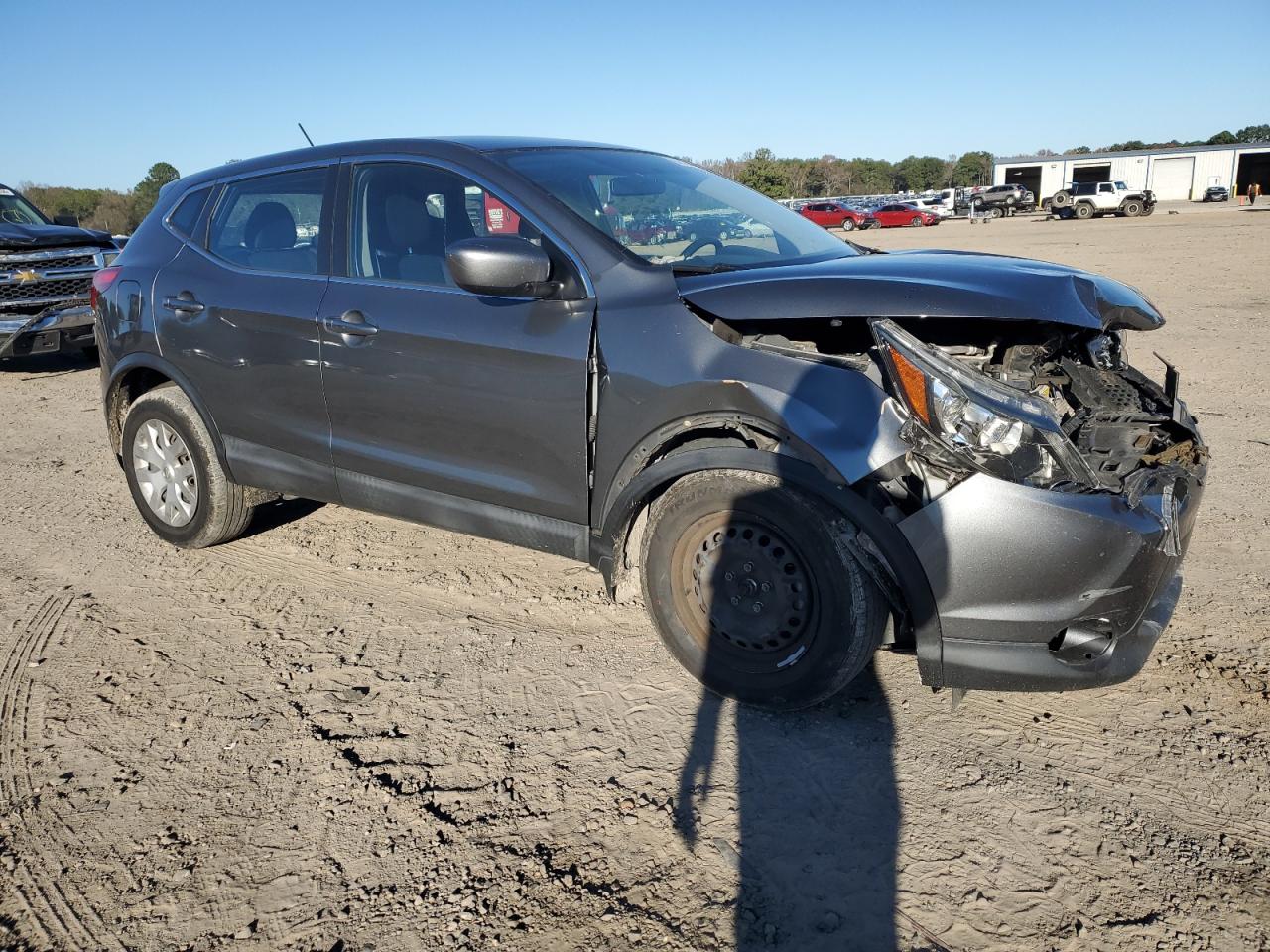 2018 Nissan Rogue VIN JN1BJ1CP8JW162738 Copart auction photo, front end / minor dent/scratches damage thumbnail 4