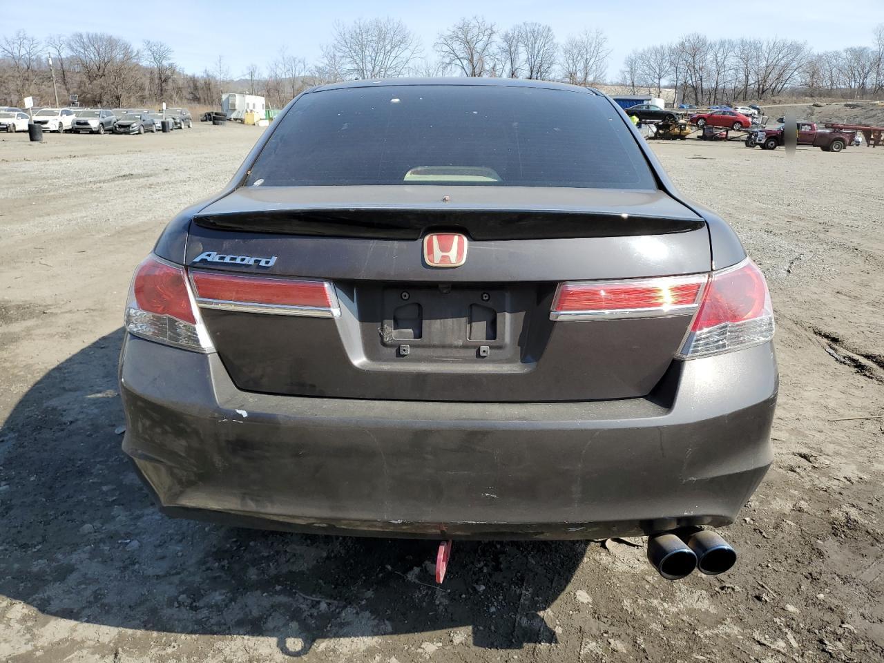 2011 Honda Accord VIN 1HGCP2F30BA021077 Copart auction photo, minor dent/scratches damage thumbnail 7