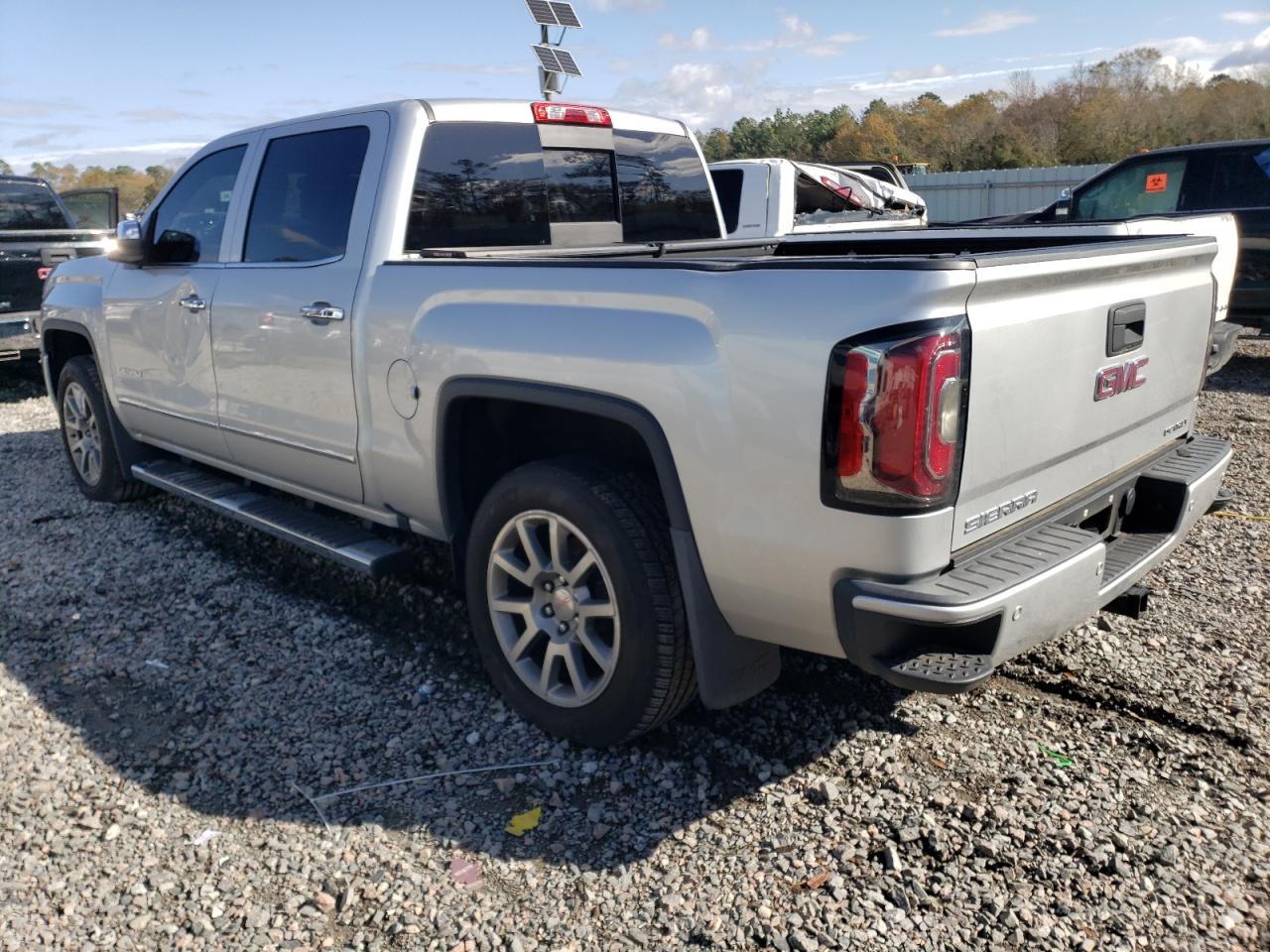 2017 GMC Sierra VIN 3GTU2PEC8HG437713 Copart auction photo, side damage thumbnail 2