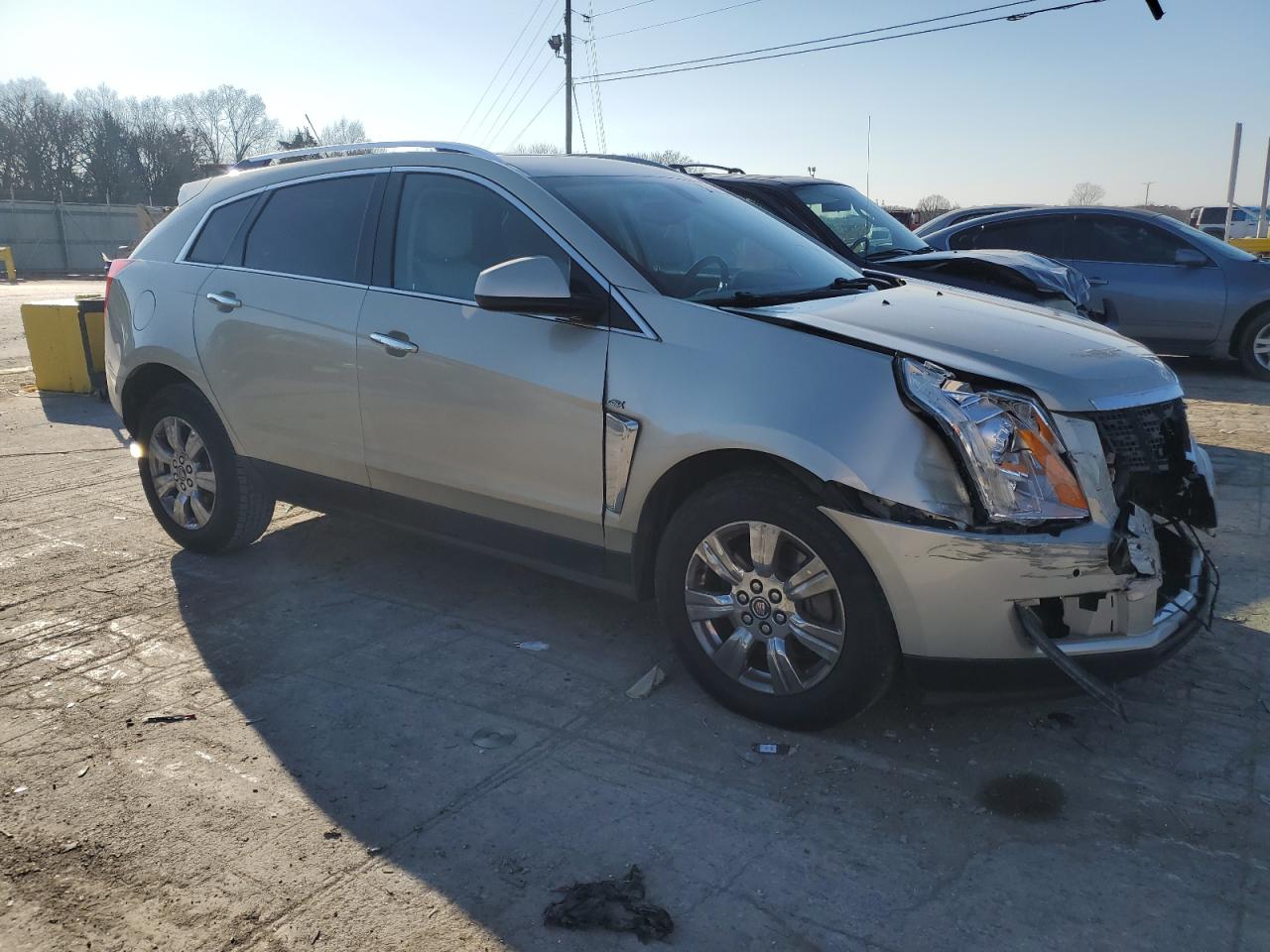 2015 Cadillac SRX VIN 3GYFNBE3XFS546049 Copart auction photo, front end damage thumbnail 4