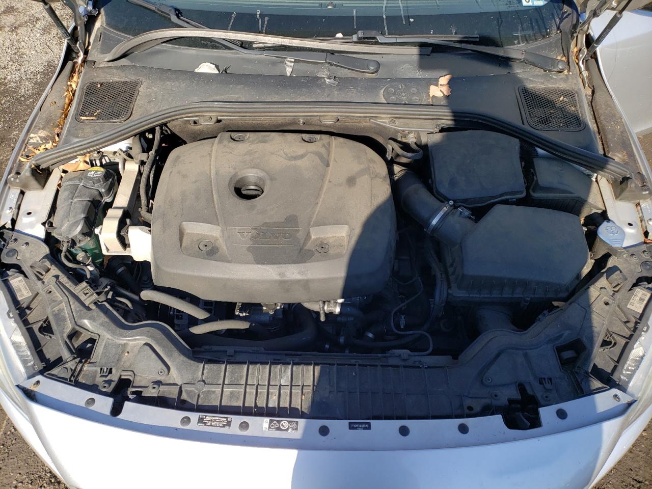 2017 Volvo V60 VIN YV140MEK4H1335149 Copart auction photo, burn / all over damage thumbnail 11