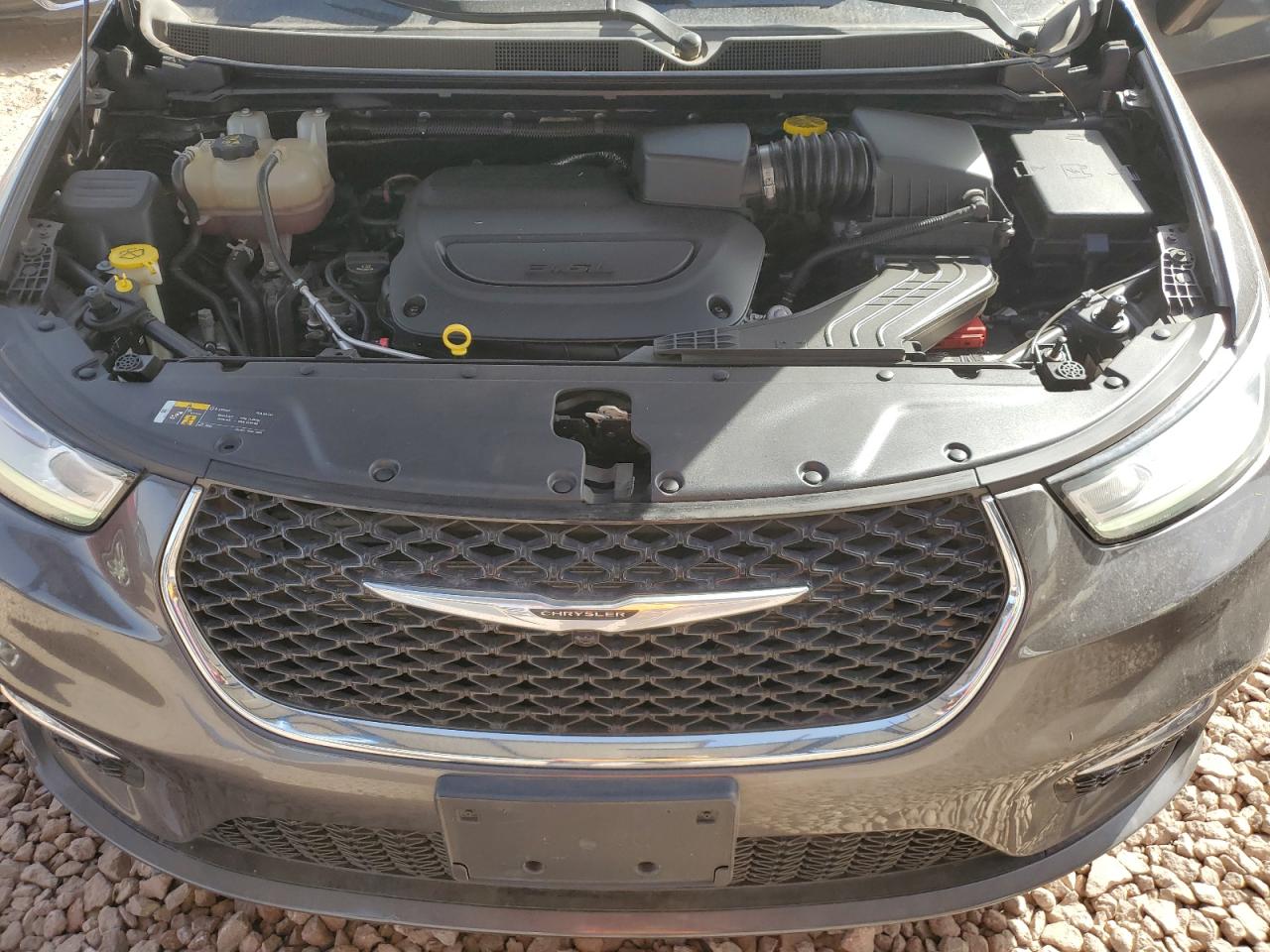 2021 Chrysler Pacifica VIN 2C4RC1BG8MR535121 Copart auction photo, front end / mechanical damage thumbnail 12