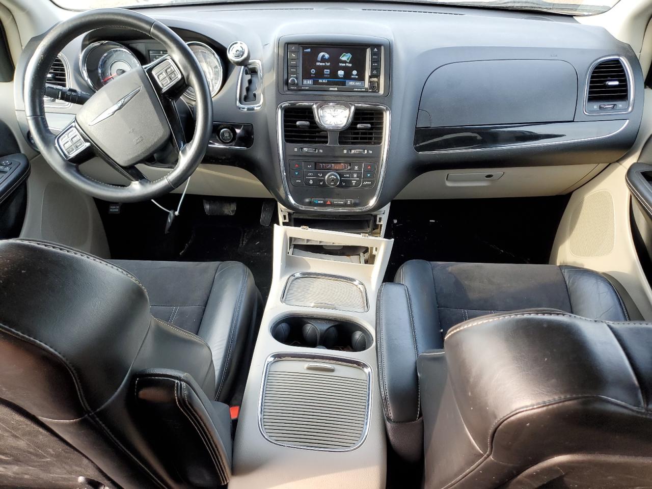 2016 Chrysler Town & Country VIN 2C4RC1JGXGR232363 Copart auction photo, front end damage thumbnail 8