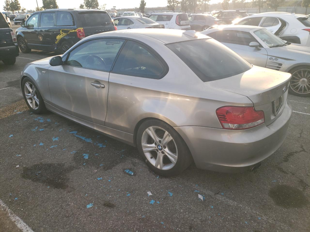 2009 BMW 1er VIN WBAUP93599VF49074 Copart auction photo, undercarriage / side damage thumbnail 2