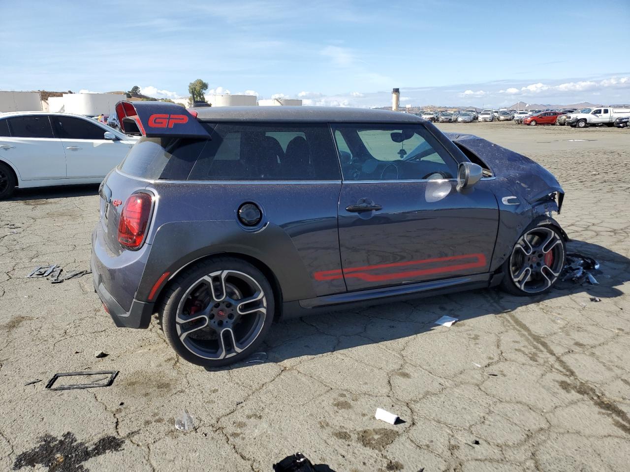 2021 MINI Cooper VIN WMWXX9C06M2N19426 Copart auction photo, front end / rear end damage thumbnail 3