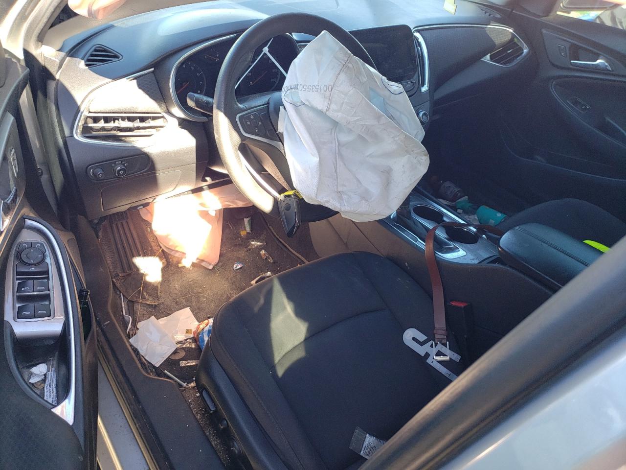 2020 Chevrolet Malibu VIN 1G1ZD5ST6LF077353 Copart auction photo, front end damage thumbnail 8