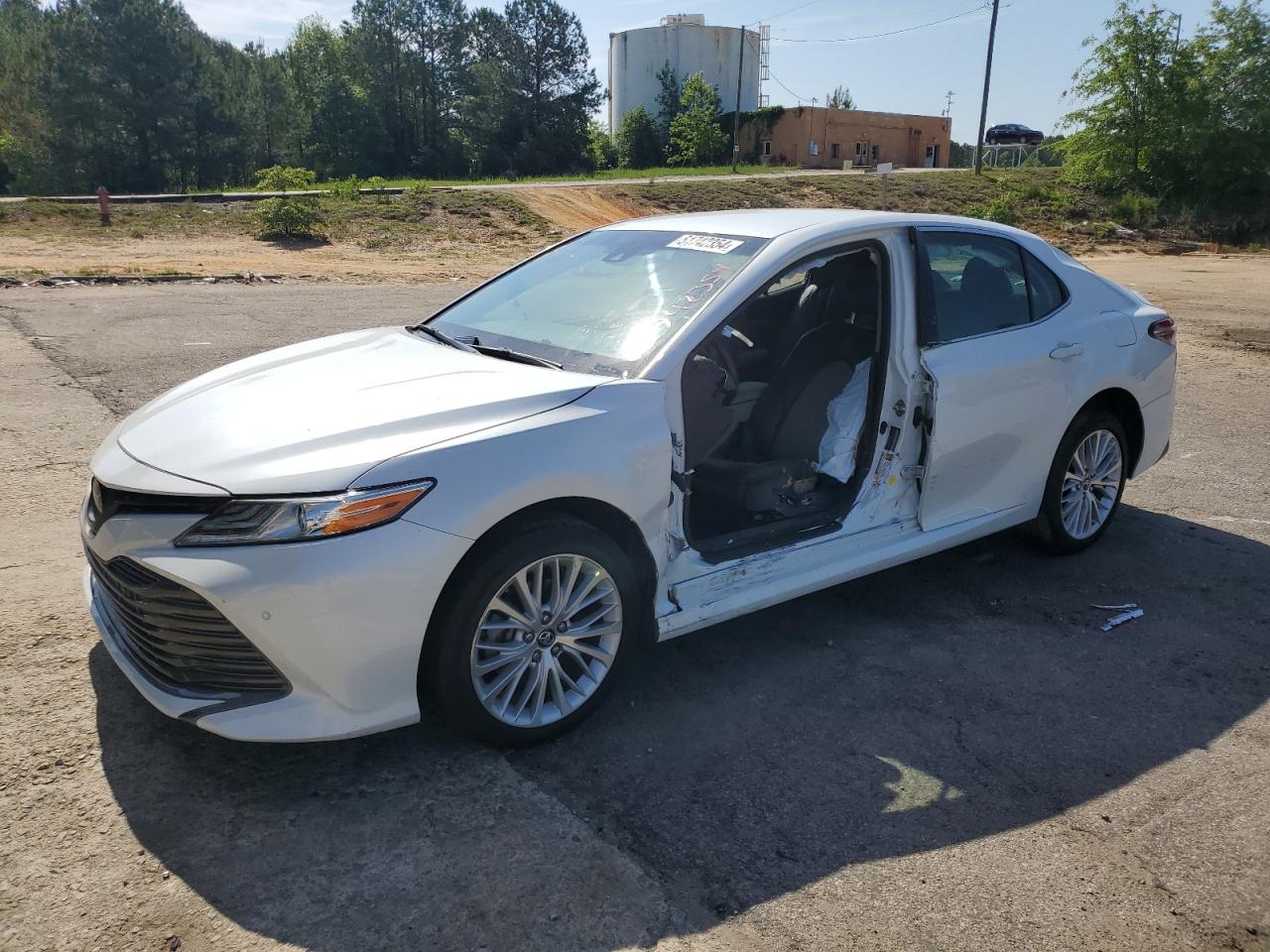 2018 Toyota Camry VIN 4T1B11HK2JU095295