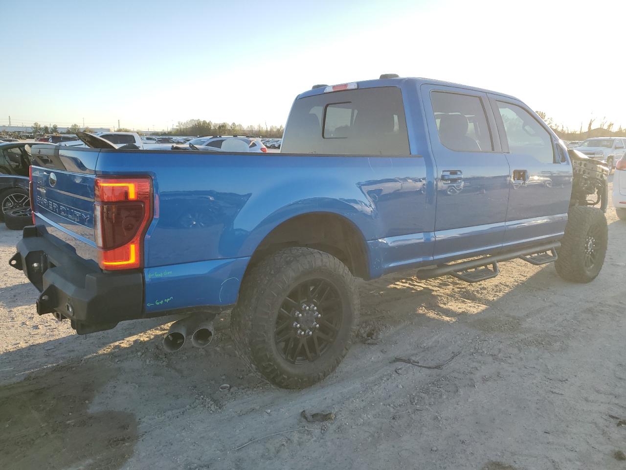 2020 Ford F250 VIN 1FT7W2BT5LEC70378 Copart auction photo, front end / minor dent/scratches damage thumbnail 3