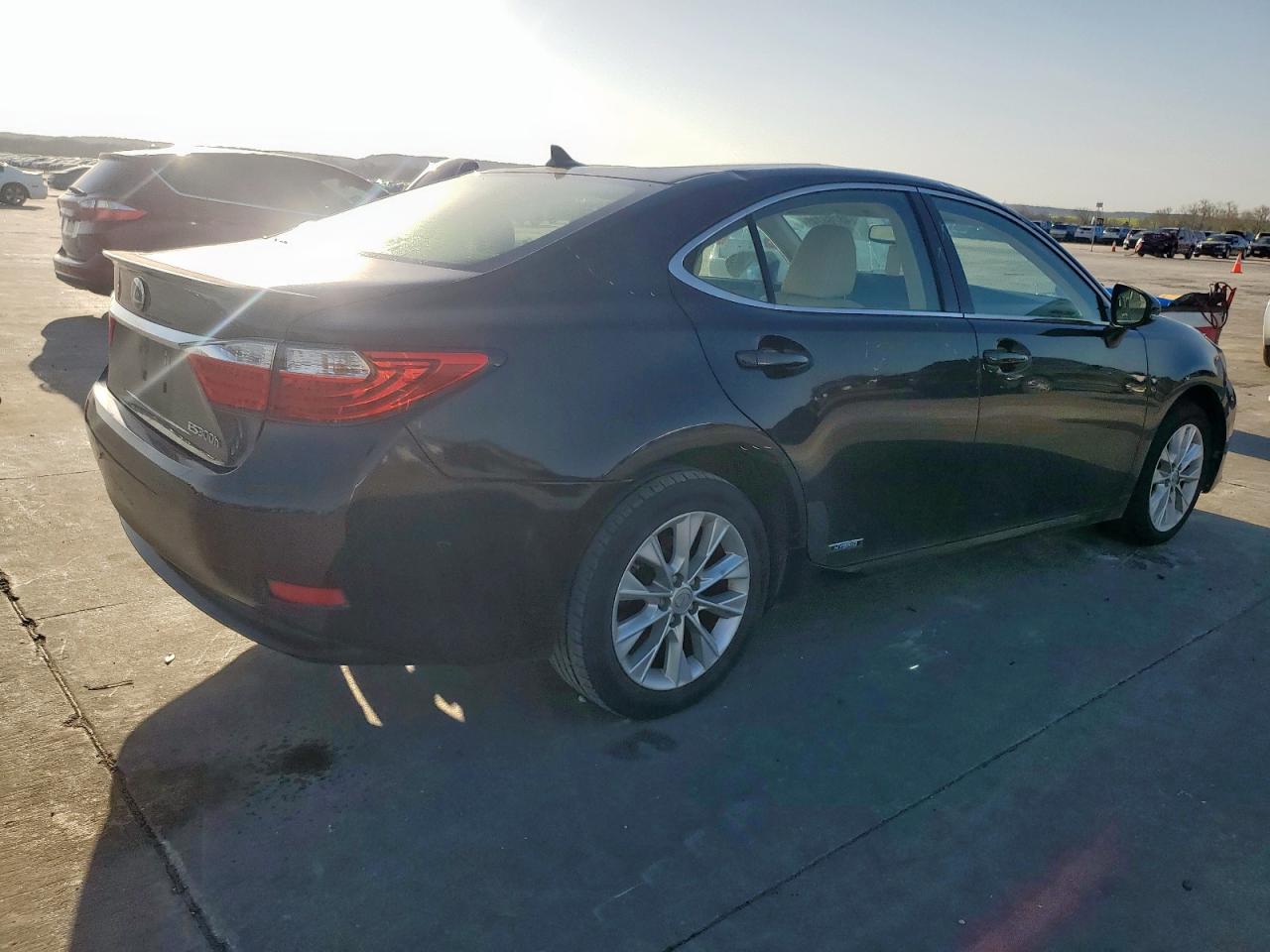2014 Lexus ES VIN JTHBW1GGXE2042086 Copart auction photo, normal wear damage thumbnail 3