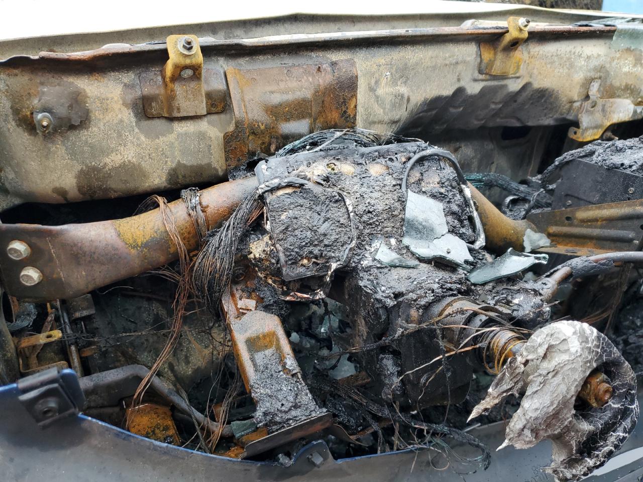 2007 Chevrolet Colorado VIN 1GCDT13E978152490 Copart auction photo, burn - interior / burn damage thumbnail 9