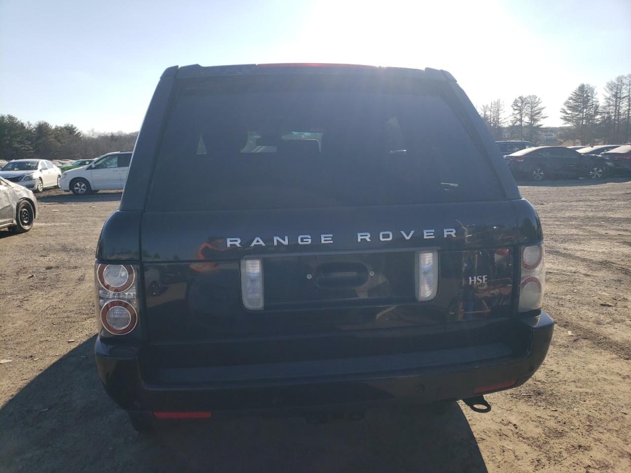 2011 Land Rover Range Rover VIN SALME1D40BA358243 Copart auction photo, front end / minor dent/scratches damage thumbnail 6