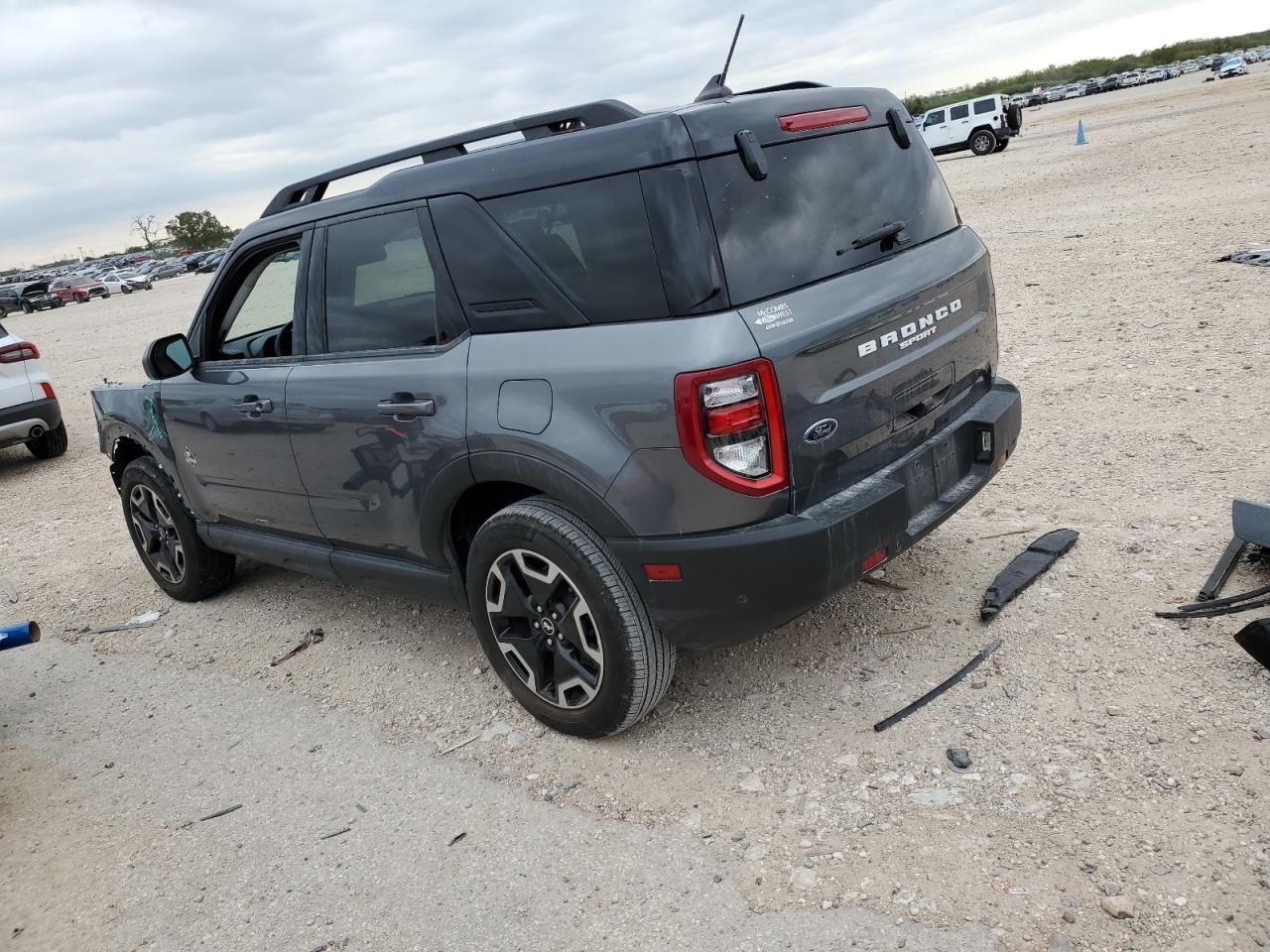 2022 Ford Bronco VIN 3FMCR9C65NRD43817 Copart auction photo, front end damage thumbnail 2