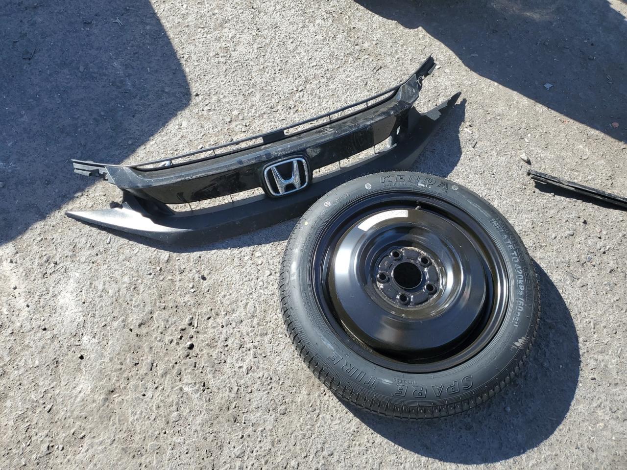 2019 Honda Civic VIN 19XFC2F69KE036823 Copart auction photo, front end damage thumbnail 12