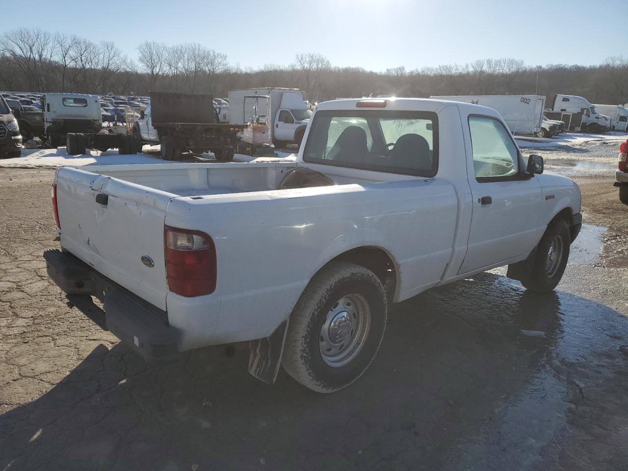 2001 Ford Ranger VIN 1FTYR10CX1PA03926 Copart auction photo, rear end damage thumbnail 3