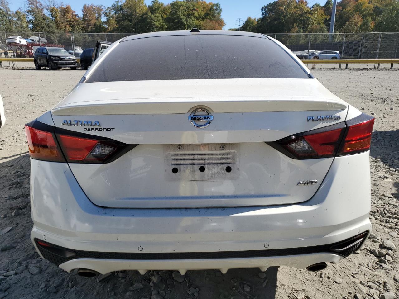 2019 Nissan Altima VIN 1N4BL4FW6KC136885 Copart auction photo, side / front end damage thumbnail 6