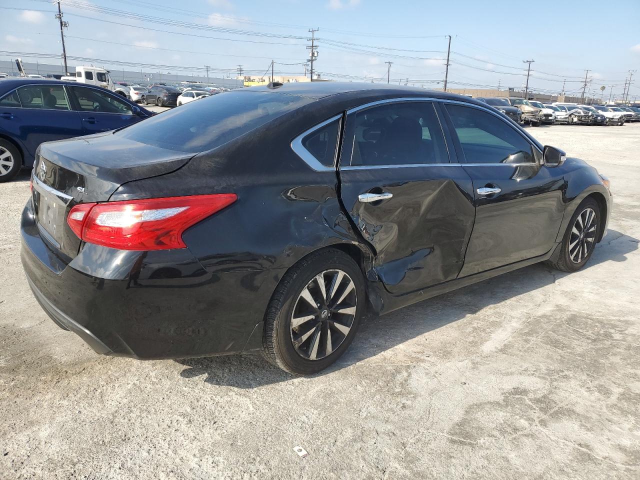 2017 Nissan Altima VIN 1N4AL3AP7HC498710 Copart auction photo, side / rear end damage thumbnail 3