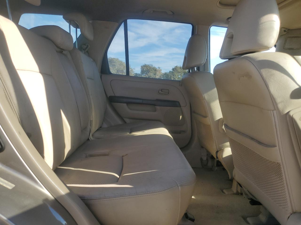 2005 Honda CR-V VIN JHLRD789X5C032535 Copart auction photo, minor dent/scratches damage thumbnail 11