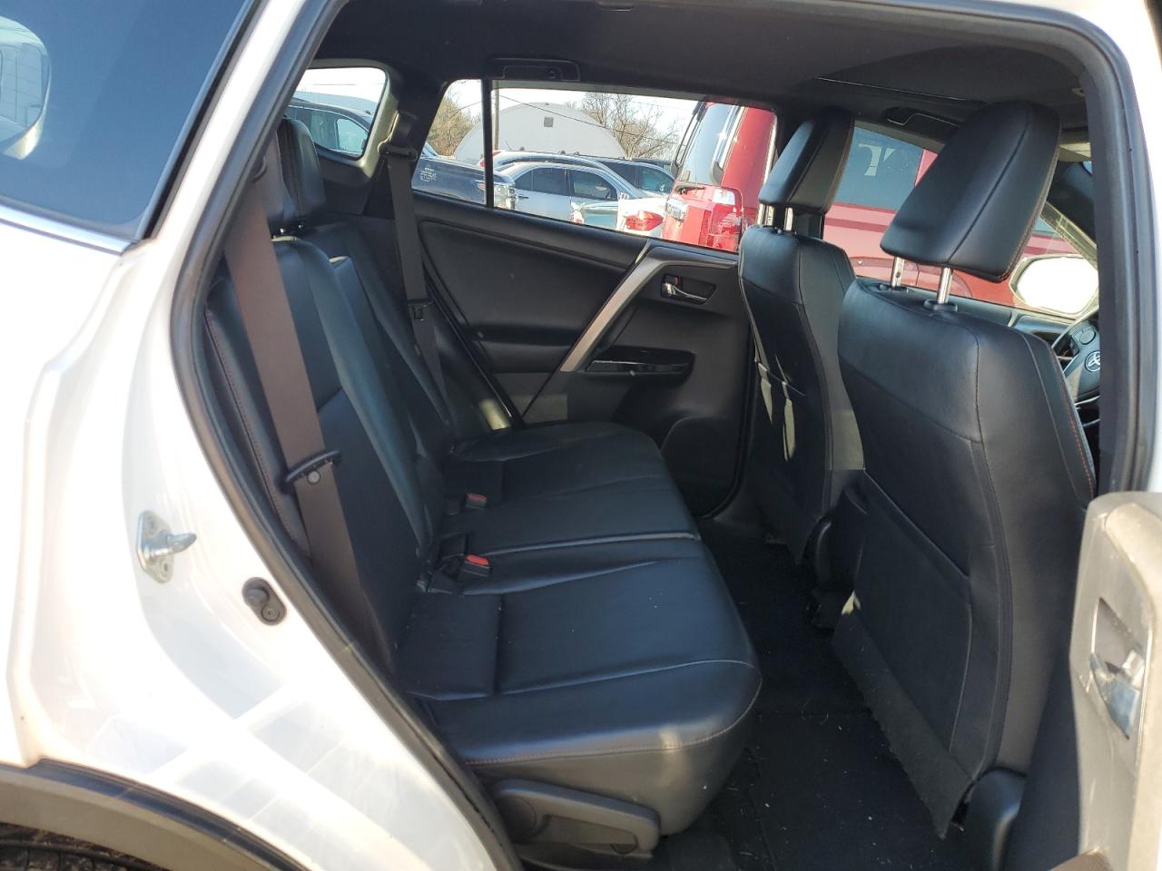 2016 Toyota RAV 4 VIN JTMJFREV9GD192484 Copart auction photo, undercarriage / front end damage thumbnail 11