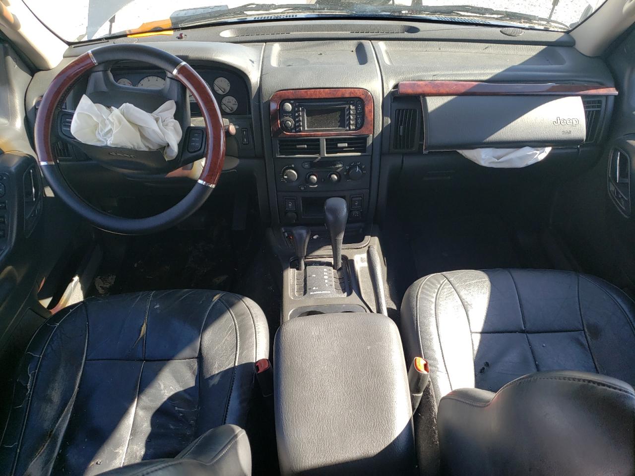 2004 Jeep Grand Cherokee VIN 1J8GW58N84C147870 Copart auction photo, front end / side damage thumbnail 8