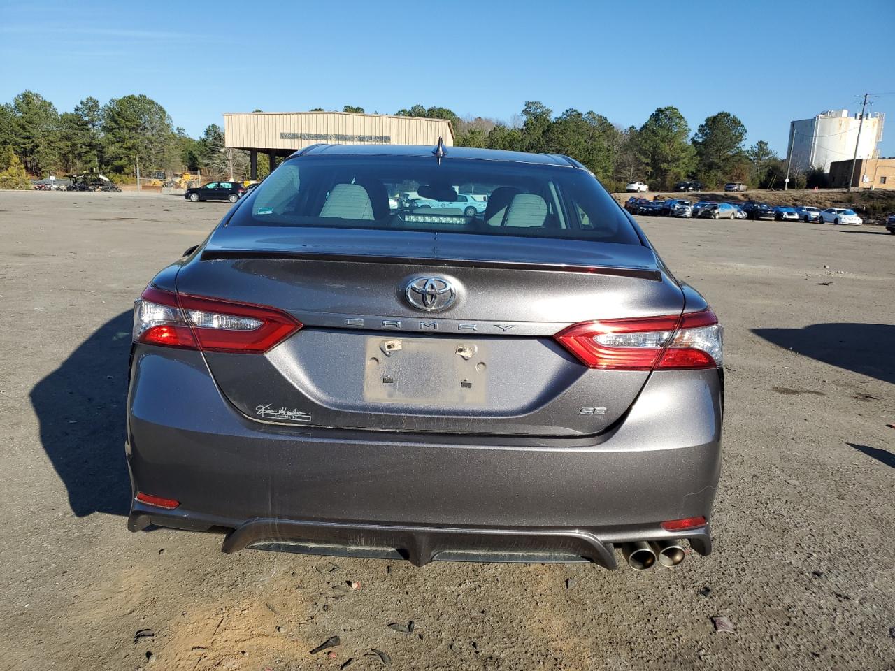 2018 Toyota Camry VIN 4T1B11HK3JU631283 Copart auction photo, front end damage thumbnail 6