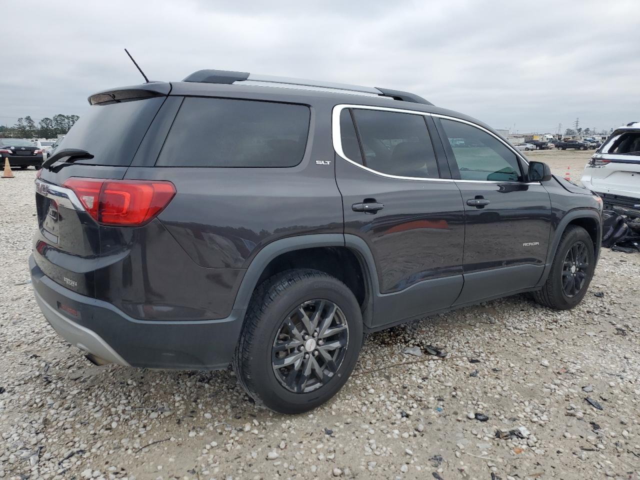 2018 GMC Acadia VIN 1GKKNMLA3JZ172322 Copart auction photo, front end / minor dent/scratches damage thumbnail 3