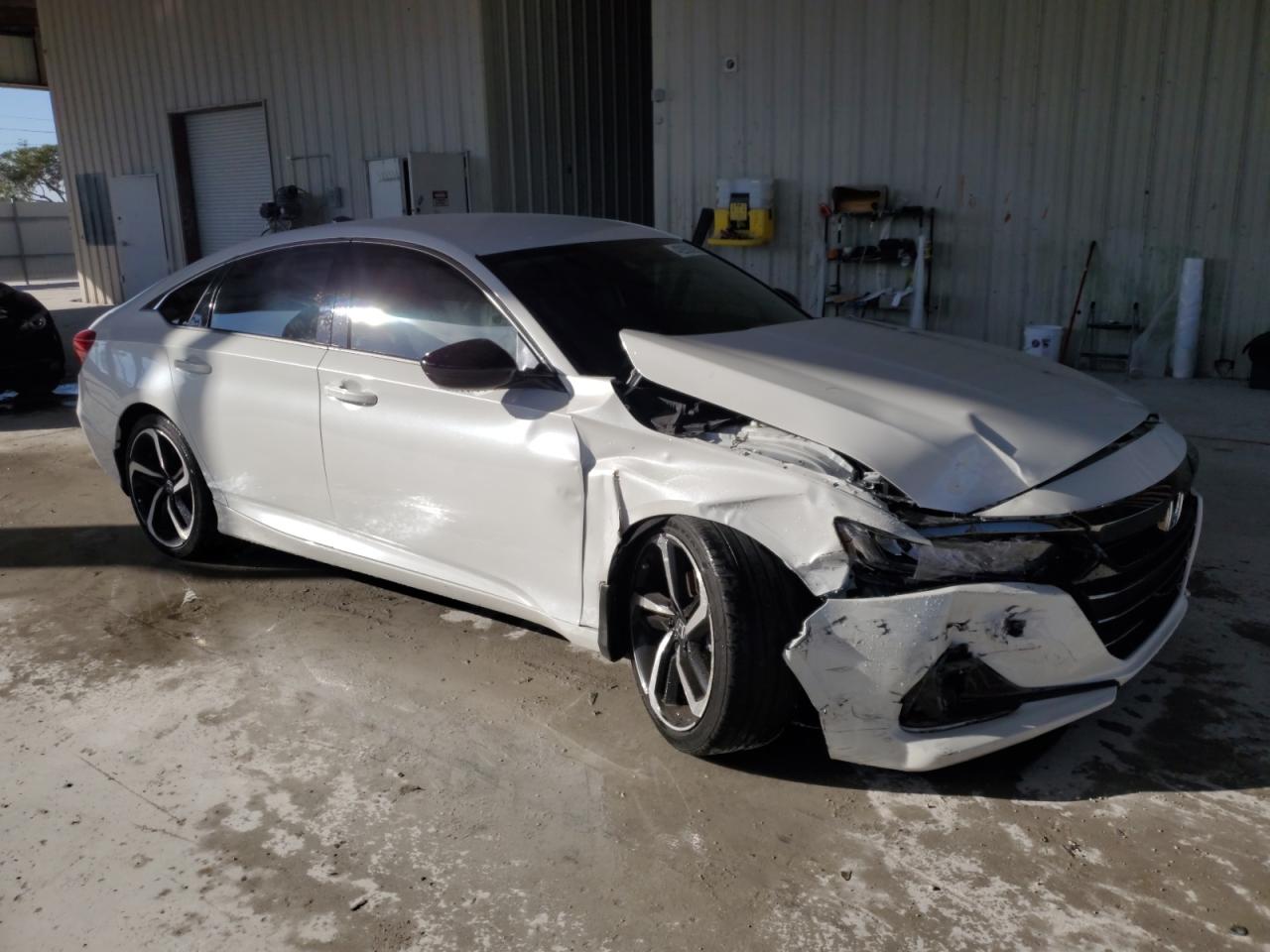 2022 Honda Accord VIN 1HGCV1F4XNA065973 Copart auction photo, front end damage thumbnail 4