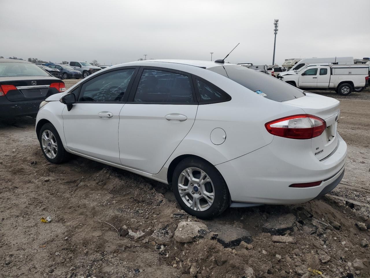 2016 Ford Fiesta VIN 3FADP4BJ1GM106870 Copart auction photo, front end damage thumbnail 2