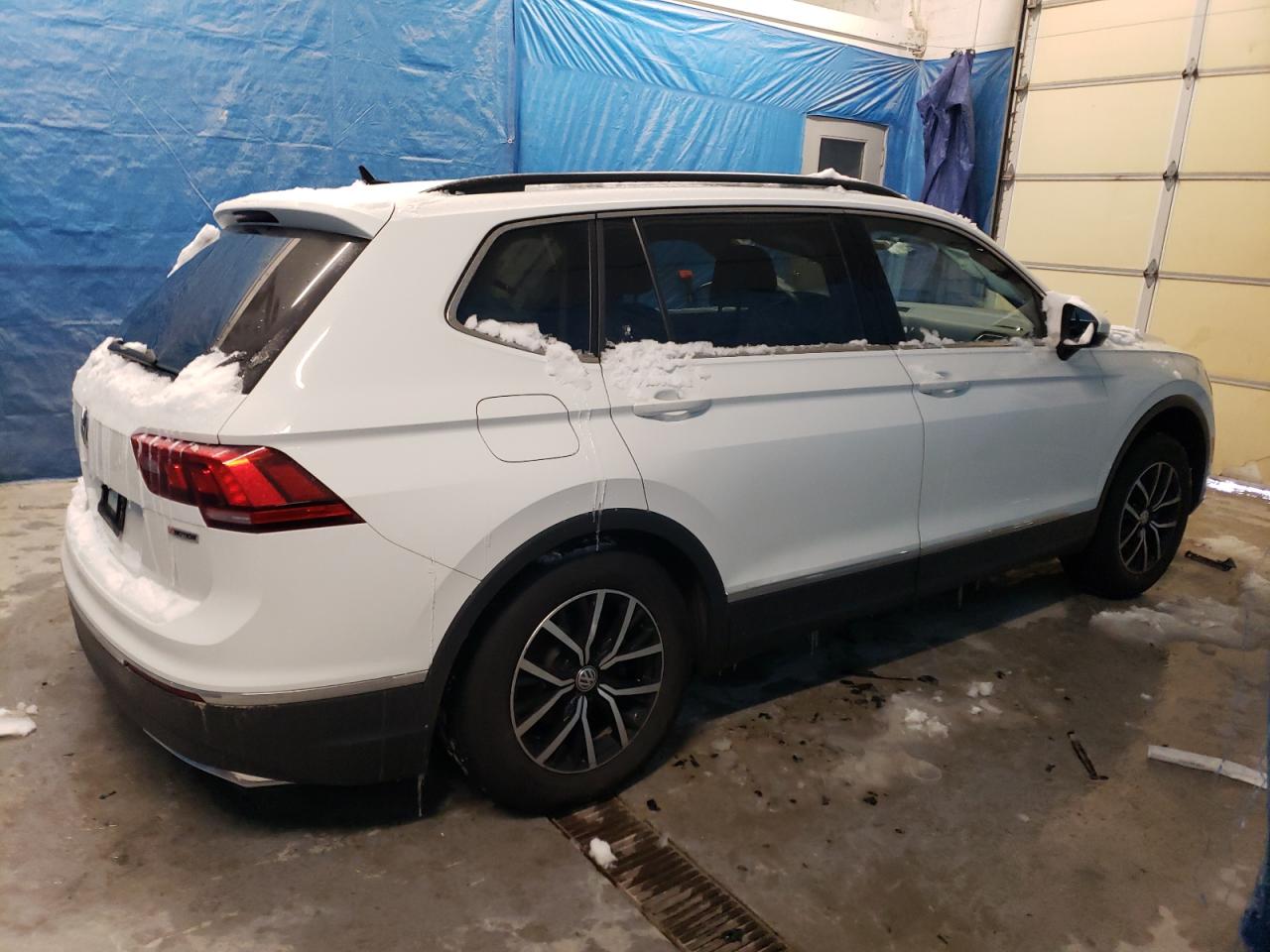 2021 Volkswagen Tiguan VIN 3VV2B7AX3MM134514 Copart auction photo, side / undercarriage damage thumbnail 3