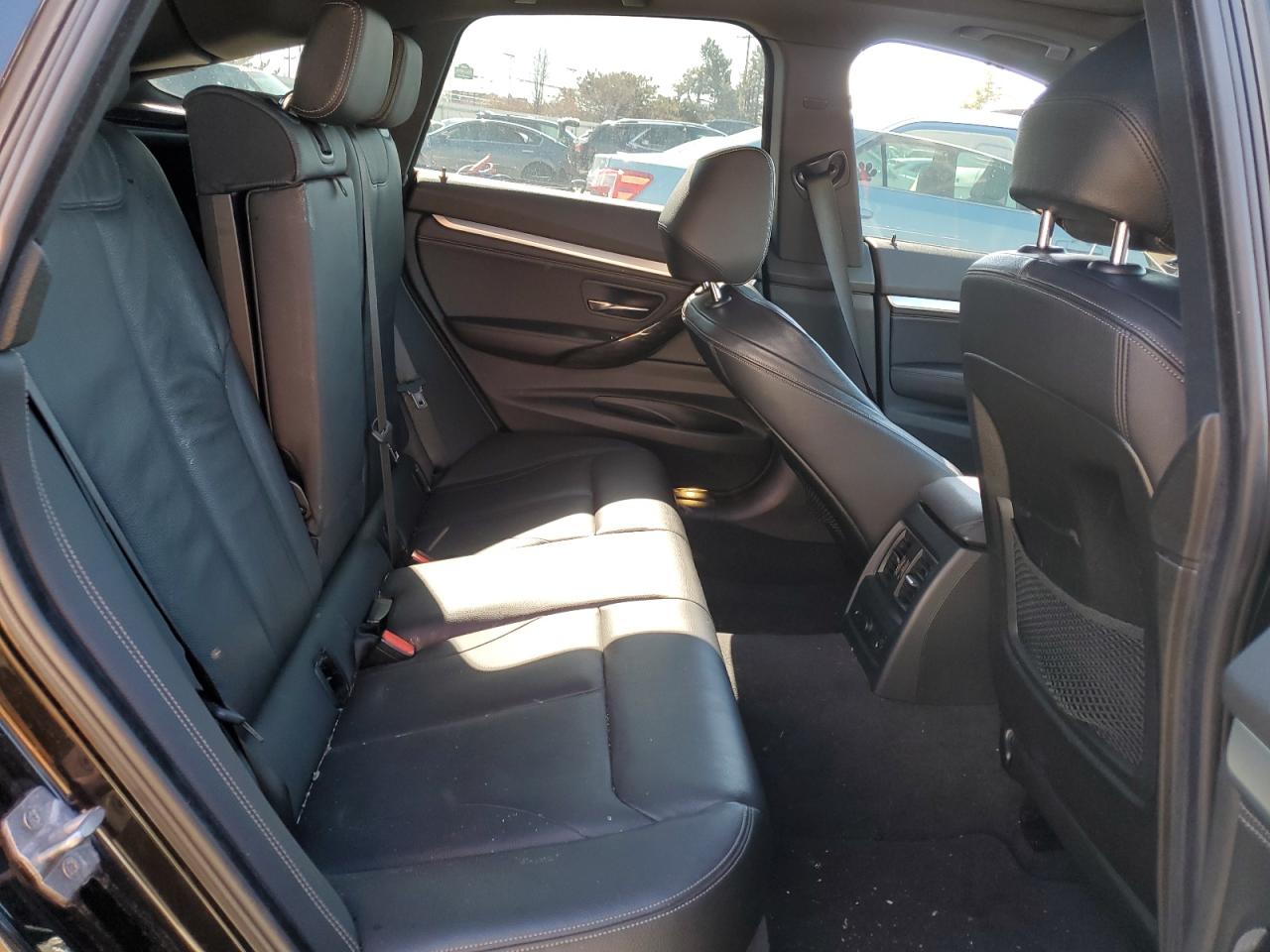 2018 BMW 3er VIN WBA8Y3C57JG451291 Copart auction photo, rear end damage thumbnail 10