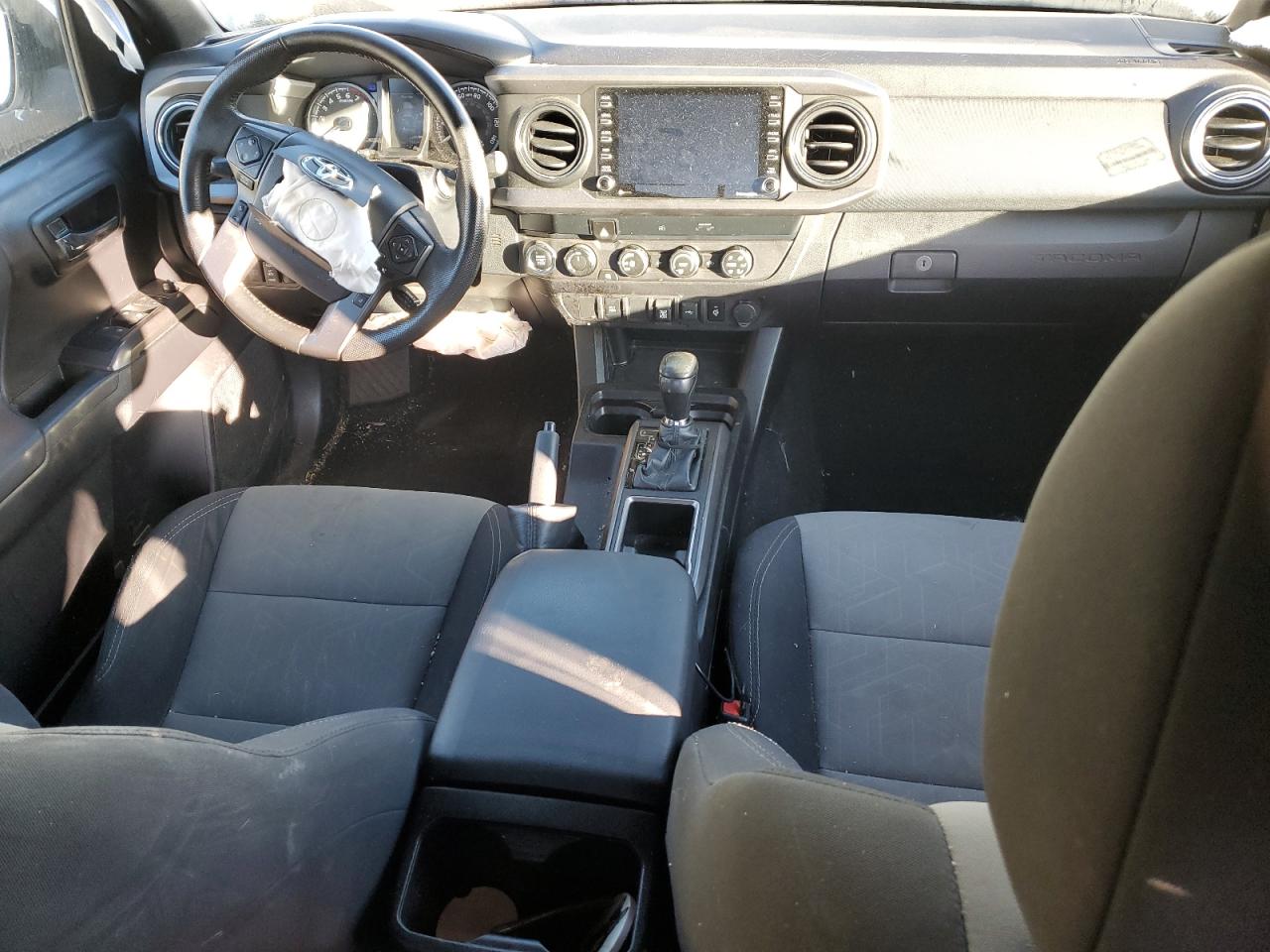 2020 Toyota Tacoma VIN 3TMCZ5AN0LM368514 Copart auction photo, front end / side damage thumbnail 8