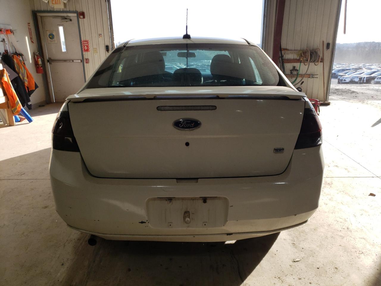 2009 Ford Focus VIN 1FAHP35N49W139505 Copart auction photo, all over damage thumbnail 6