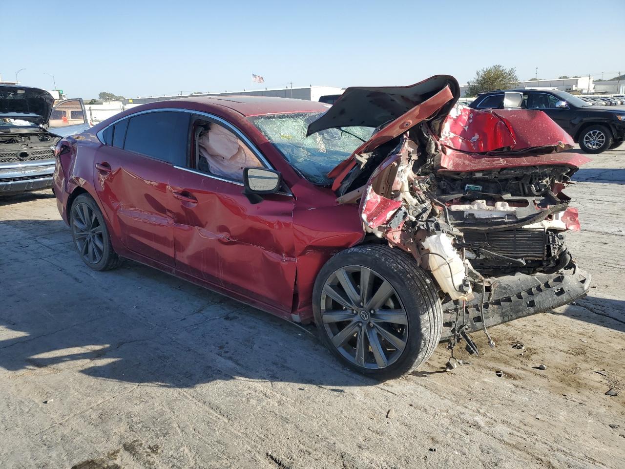 2018 Mazda 6 VIN JM1GL1TY2J1319425 Copart auction photo, front end / side damage thumbnail 4