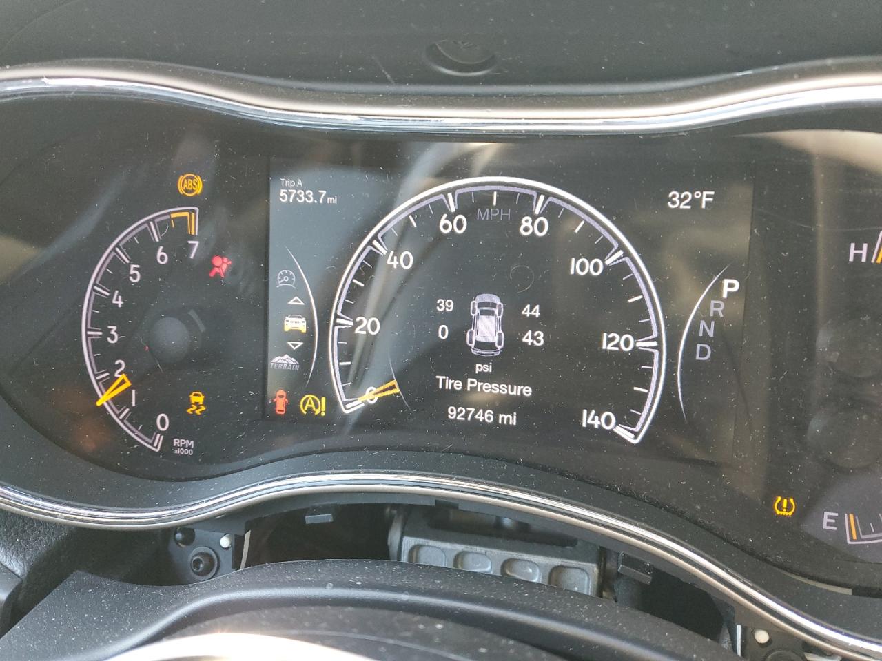 2017 Jeep Grand Cherokee VIN 1C4RJFBG2HC751418 Copart auction photo, front end / side damage thumbnail 9